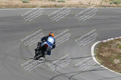 media/Apr-20-2025-AHRMA (Sun) [[393a79c373]]/Race/Group 8/Turn 4b/